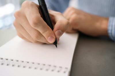 Obrázek kurzu: Vznik, změny a zánik pracovního poměru prakticky s bonusem úrazy