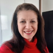 Foto lektora Martina Šuhajová